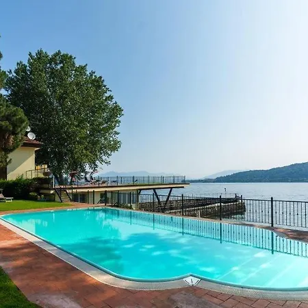 Sleeps 3 Pool Wifi Meina