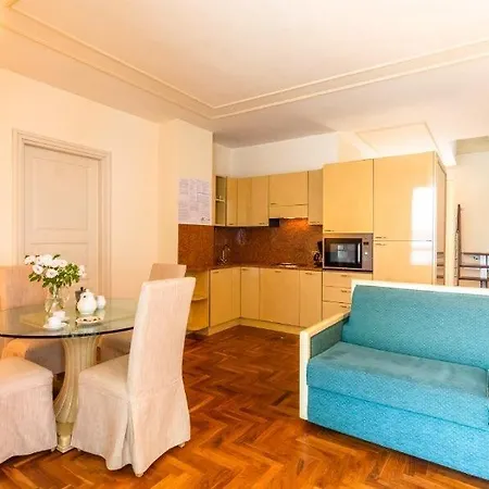Sleeps 3 Pool Wifi