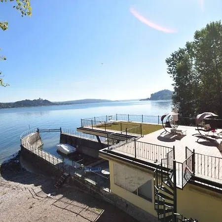 Sleeps 3 Pool Wifi Meina